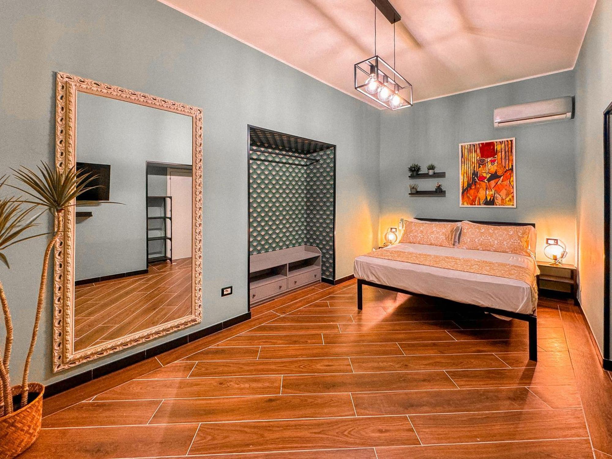 The Quarters Naples Apartments Kültér fotó